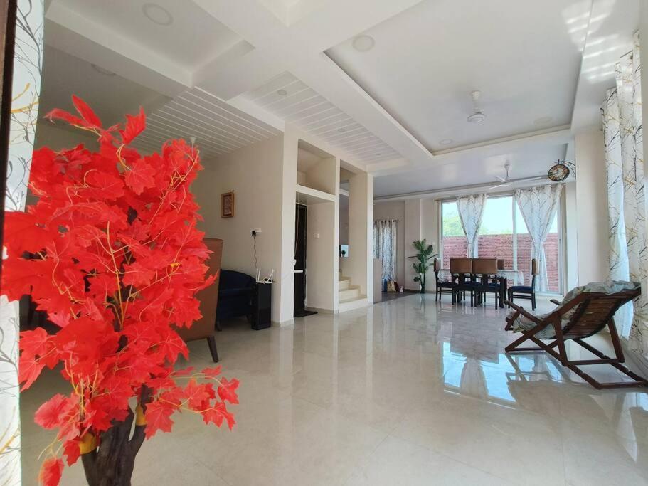 Lavish 3Bhk Villa F2 - Private Pool - The Heaven Palghar Экстерьер фото